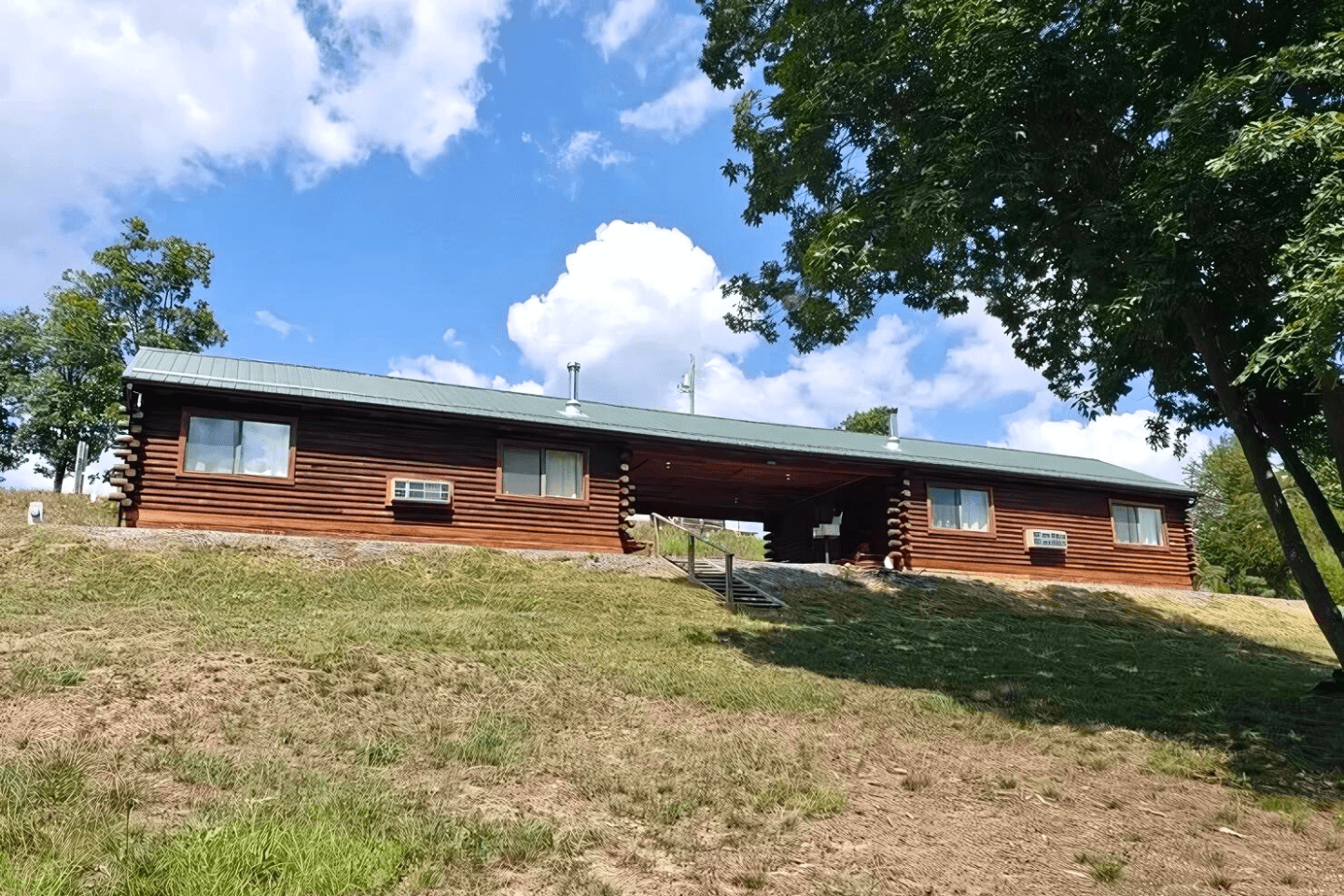 (4WV4) Heaven's Landing Airstrip - Wheels Down at Cabin 4 🛬🏞️