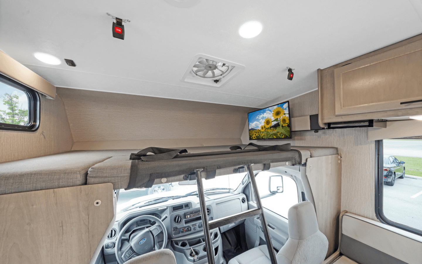 (5I4) Sheridan Airport – ✈️ Park the Plane, Park the 🚐 RV