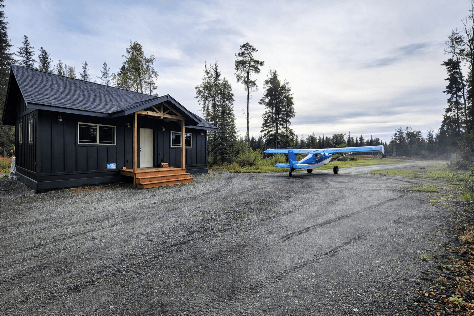 (AA16) Treasure Chest Airport – ✈️ Runway to Romance